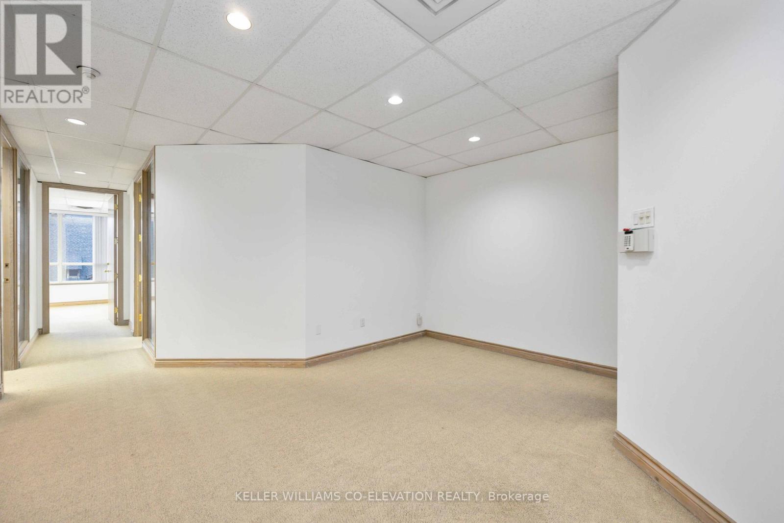Photo 11 of 419 120 Carlton Street, Toronto ON