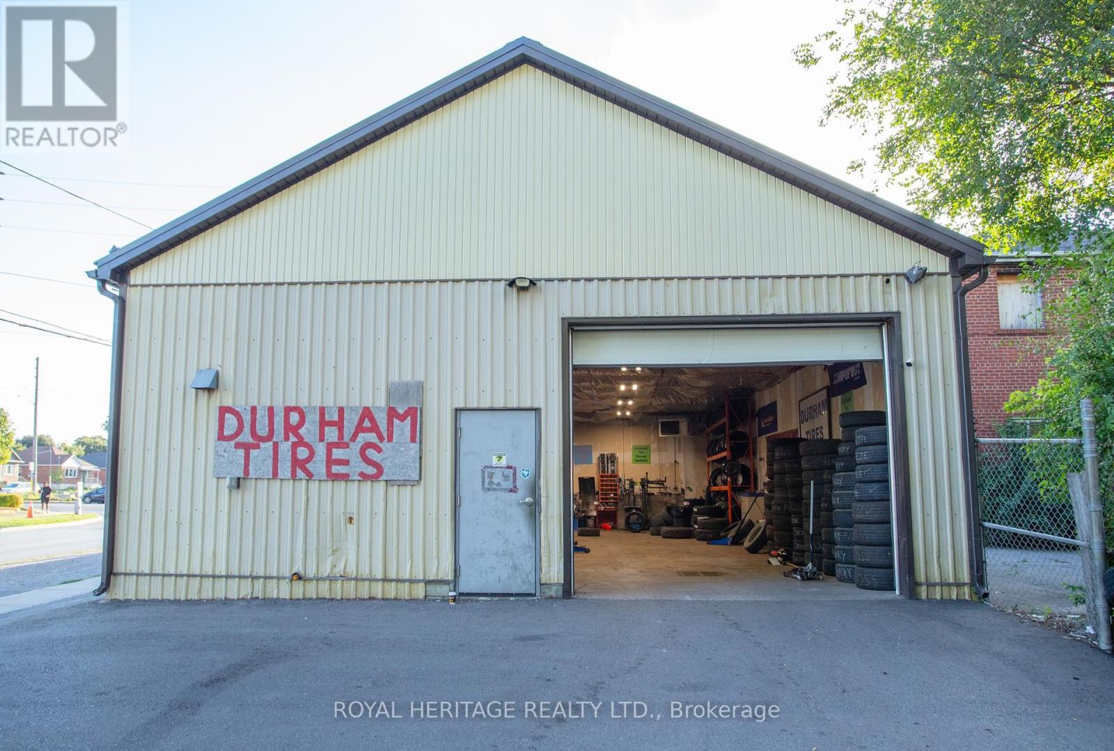 Photo 5 of 491 Ritson Road S, Oshawa ON
