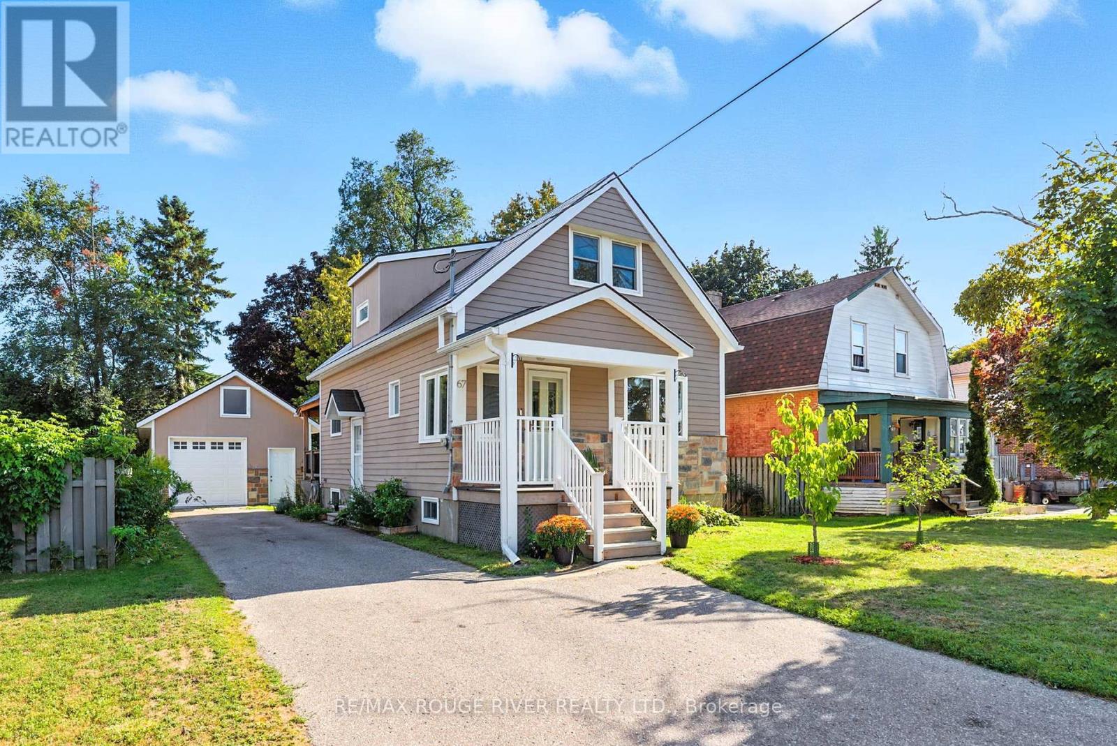 Photo 1 of 67 Orchard View Boulevard, Oshawa ON