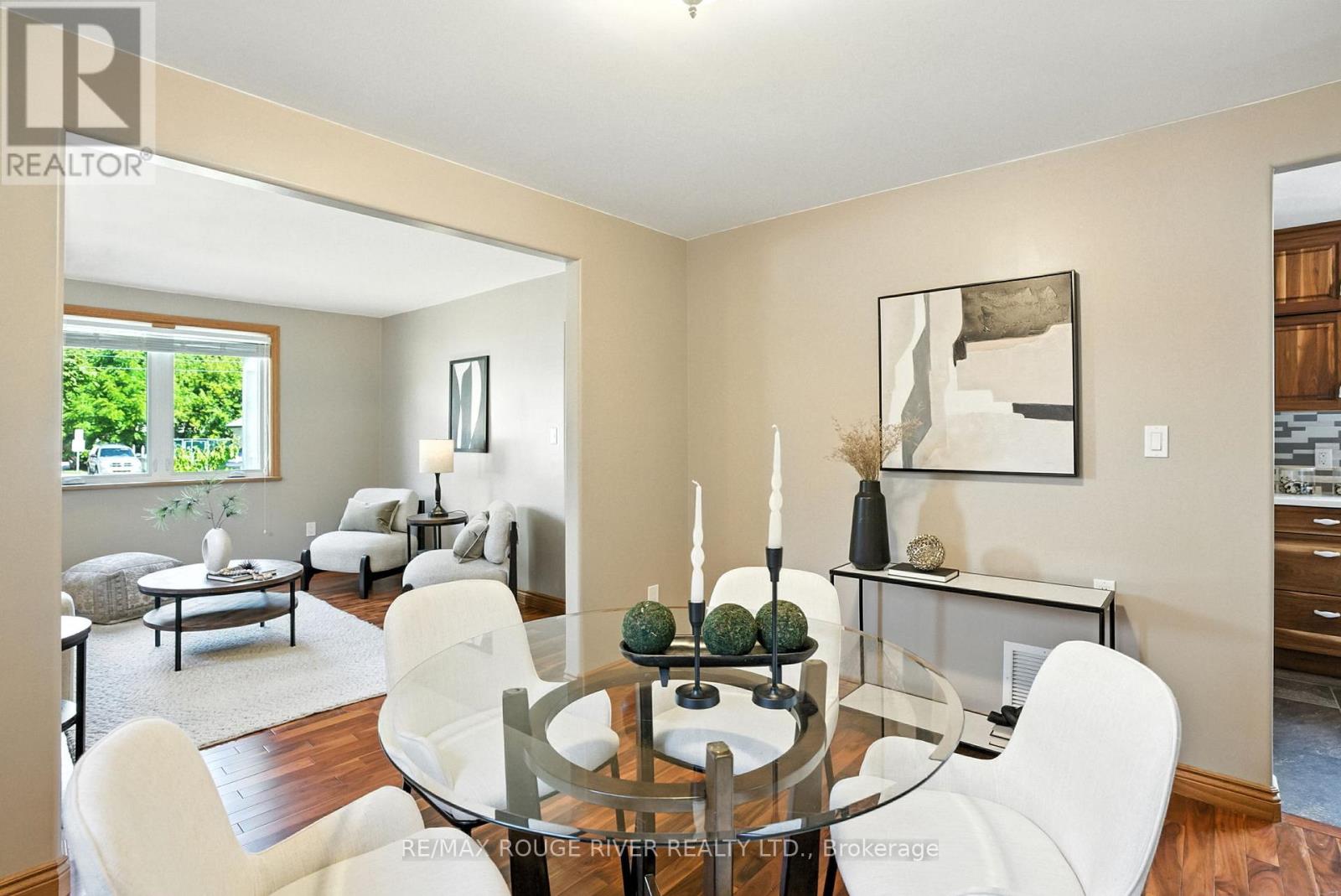 Photo 10 of 67 Orchard View Boulevard, Oshawa ON