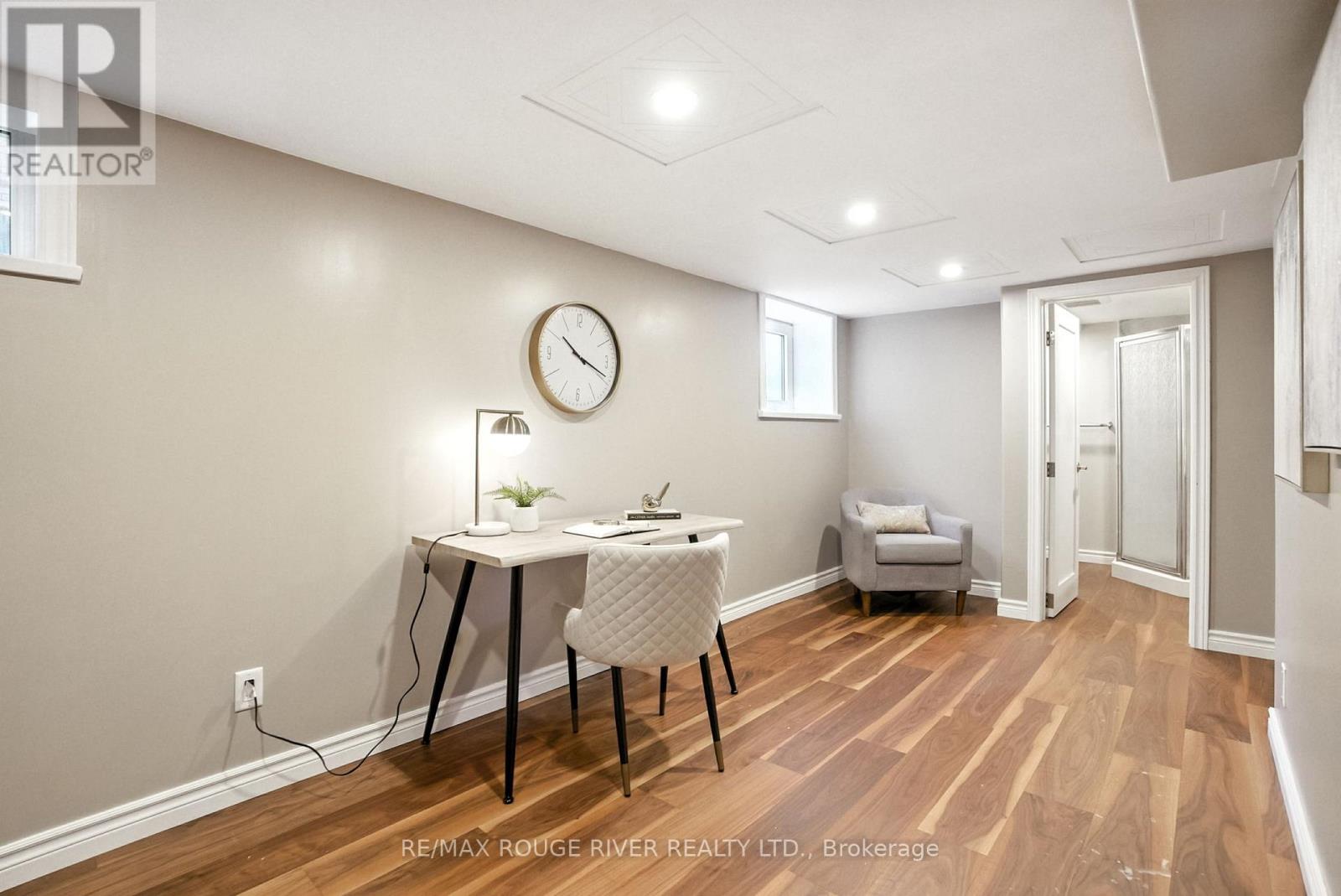 Photo 34 of 67 Orchard View Boulevard, Oshawa ON