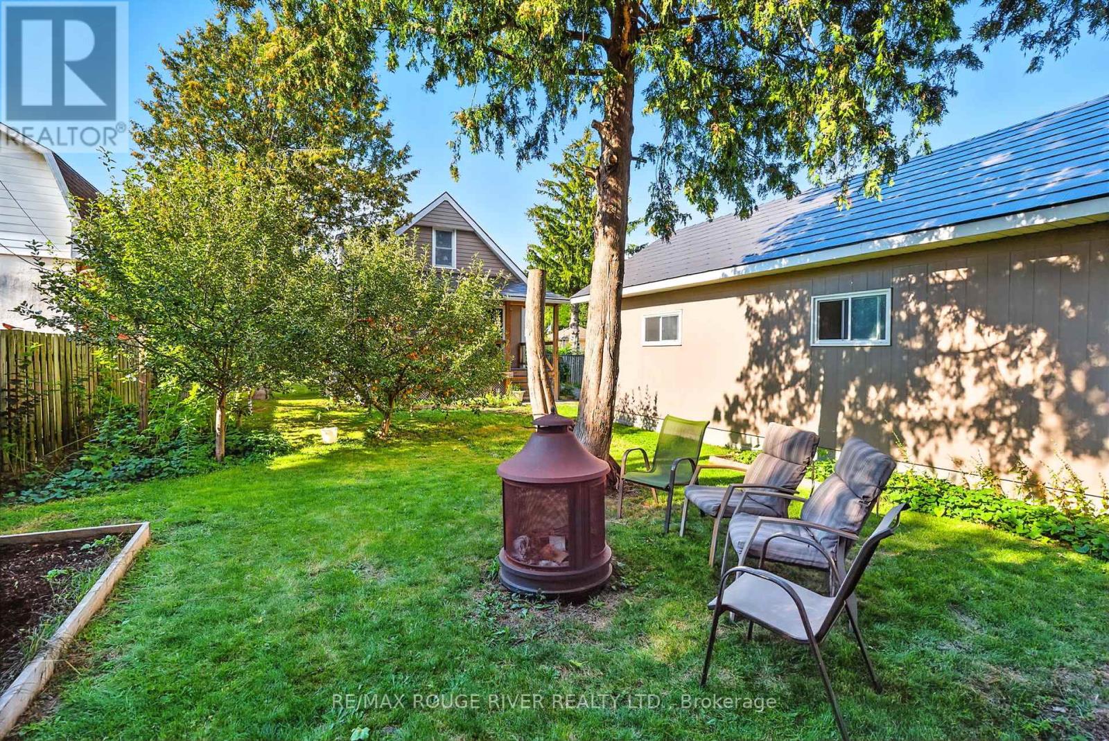 Photo 49 of 67 Orchard View Boulevard, Oshawa ON