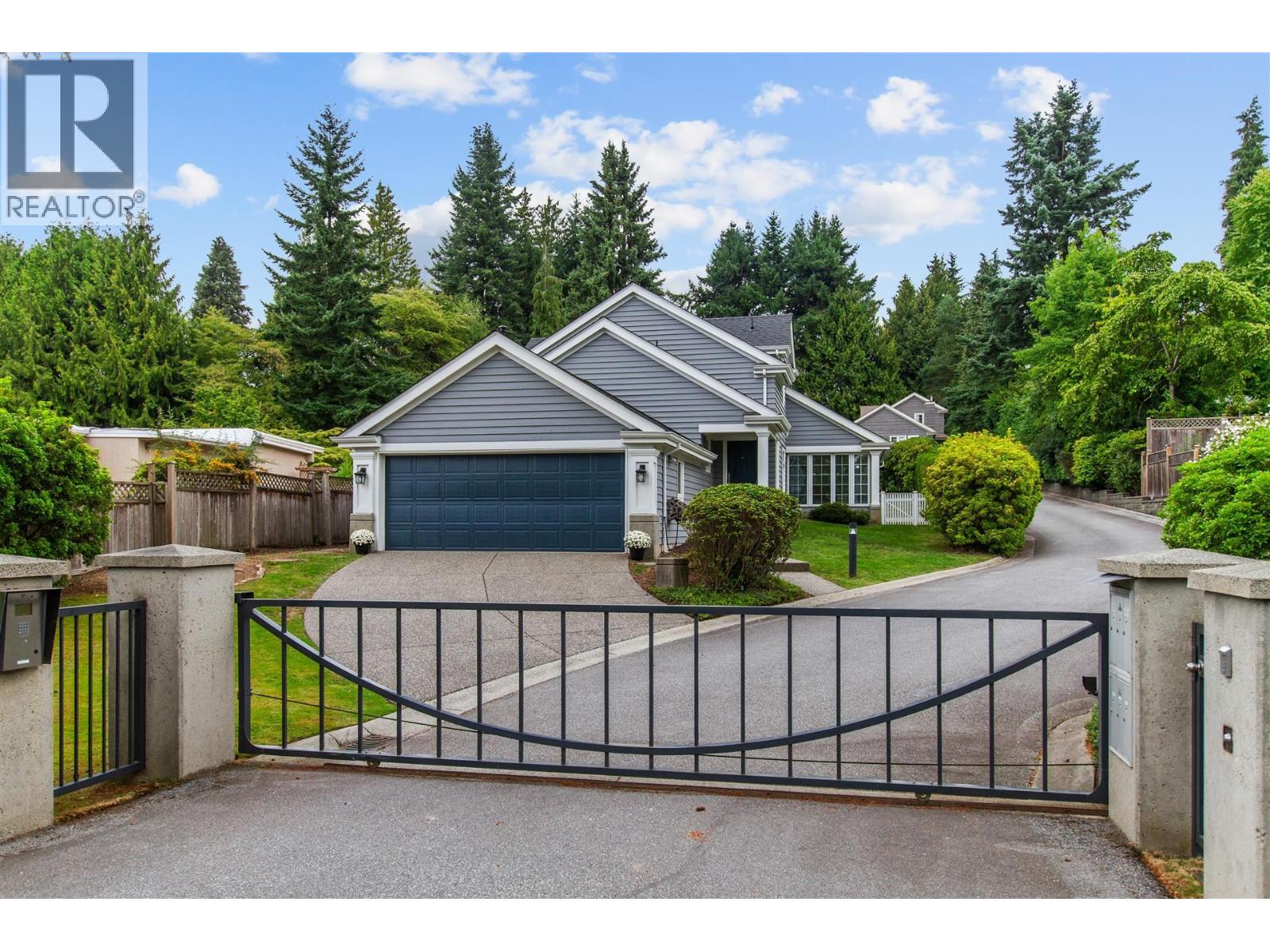 Photo 1 of 1 725 Rochester Avenue, Coquitlam BC