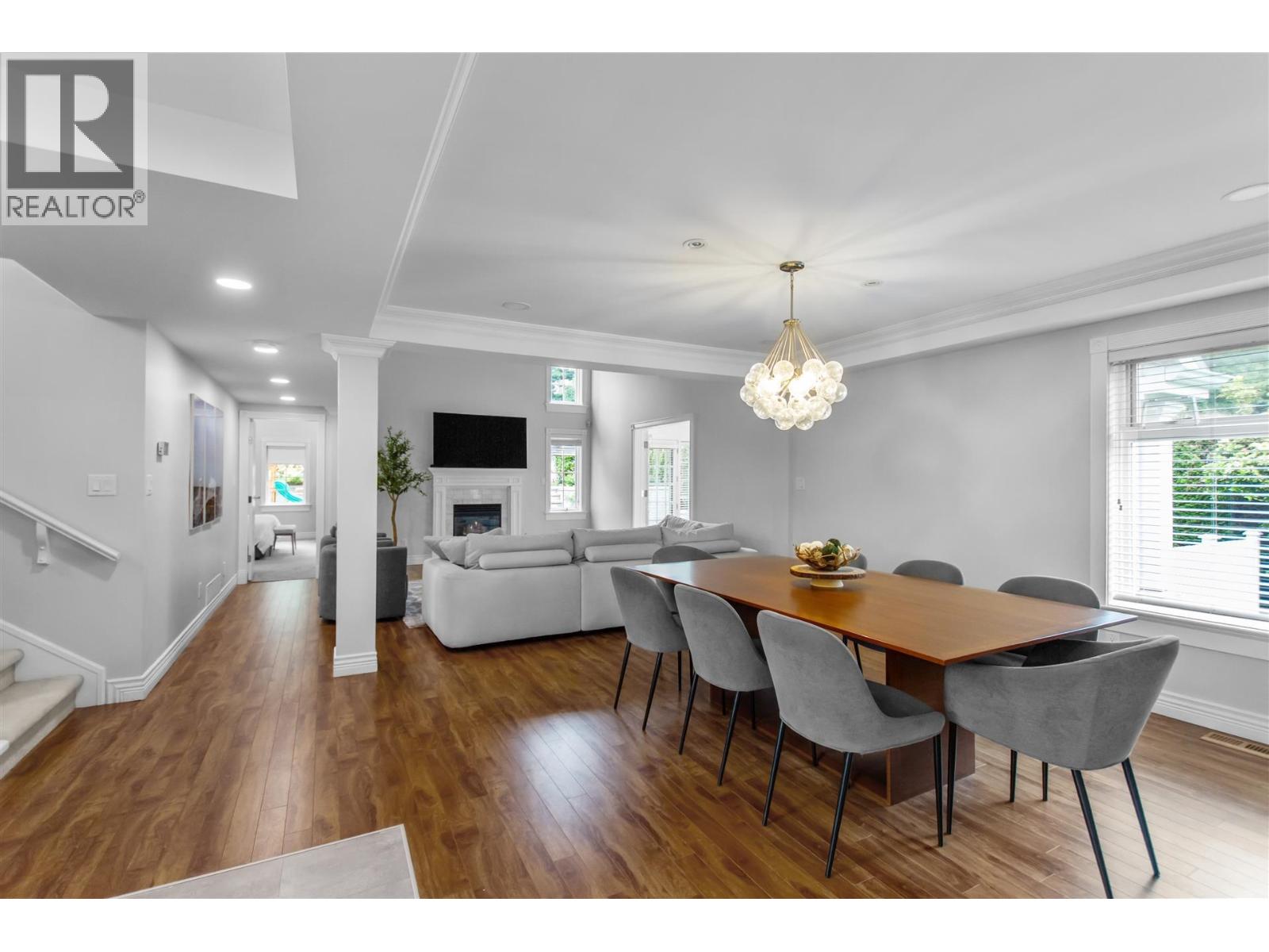 Photo 12 of 1 725 Rochester Avenue, Coquitlam BC