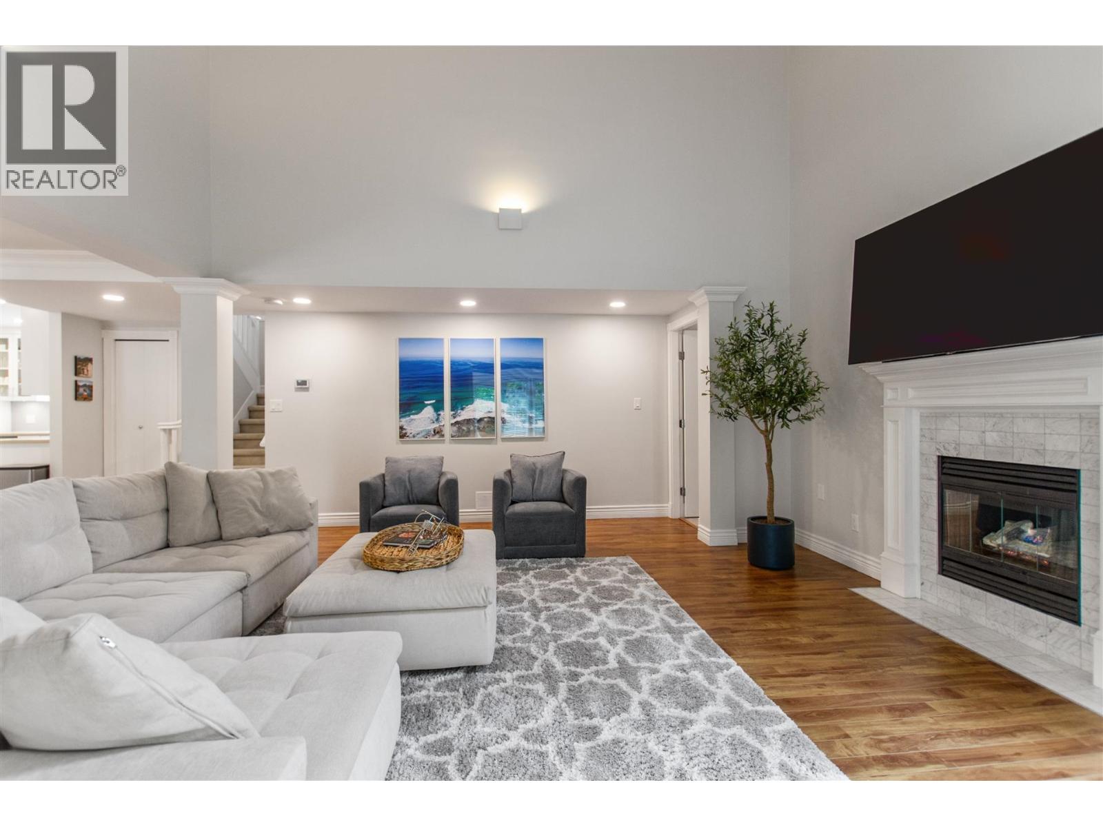 Photo 17 of 1 725 Rochester Avenue, Coquitlam BC