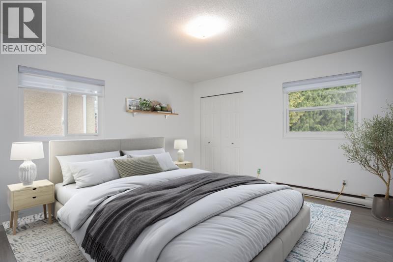 Photo 11 of 1564 Hope Road, North Vancouver BC