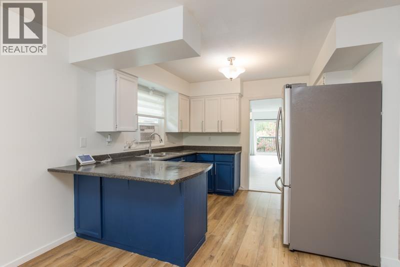 Photo 6 of 1564 Hope Road, North Vancouver BC
