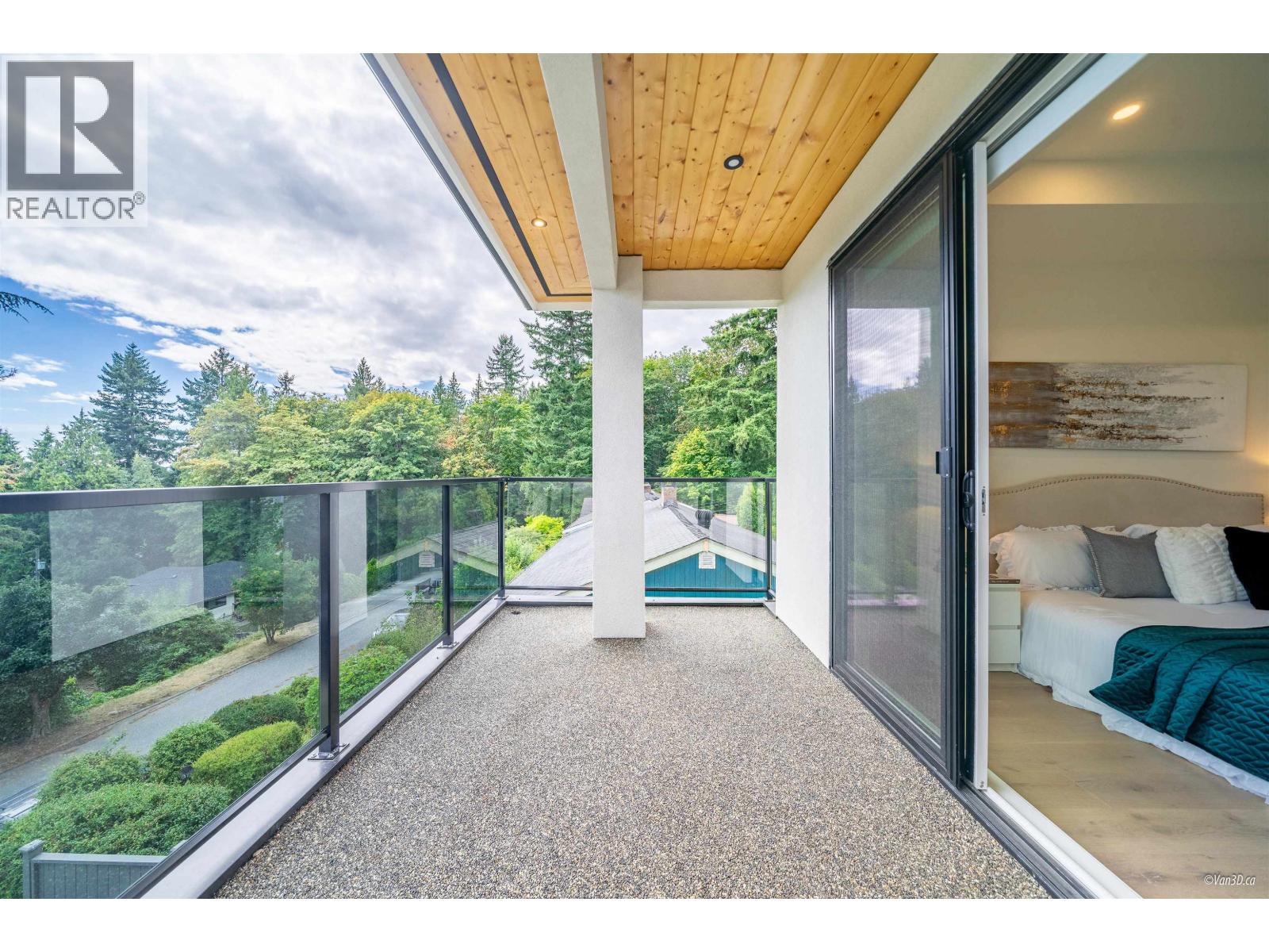 Photo 19 of 5091 Patrick Street, Burnaby BC