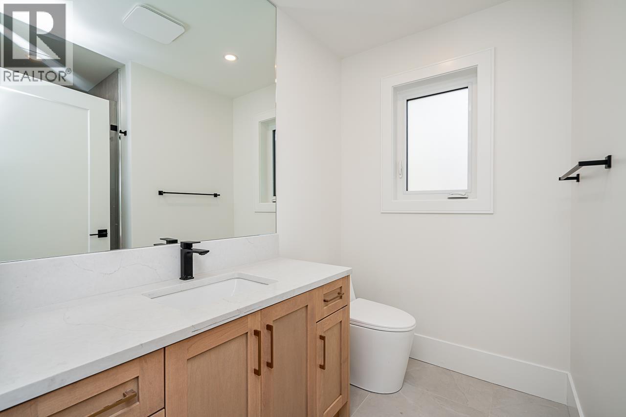 Photo 36 of 5091 Patrick Street, Burnaby BC