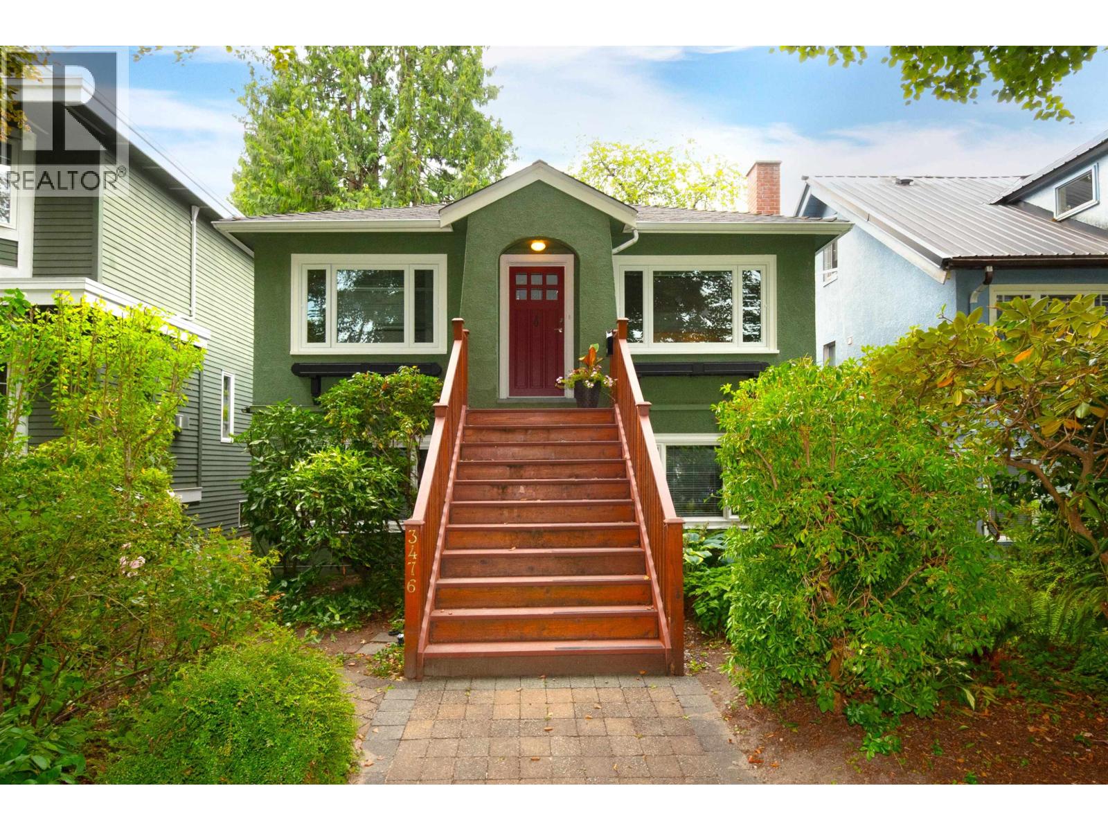 Photo 1 of 3476 W 13 Th Avenue, Vancouver BC