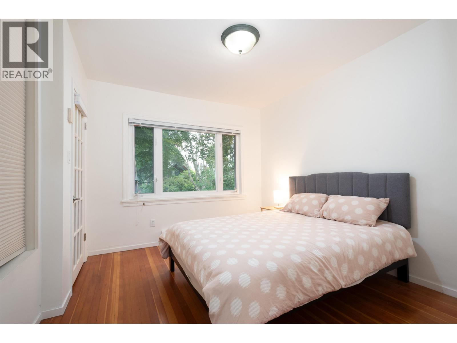 Photo 13 of 3476 W 13 Th Avenue, Vancouver BC