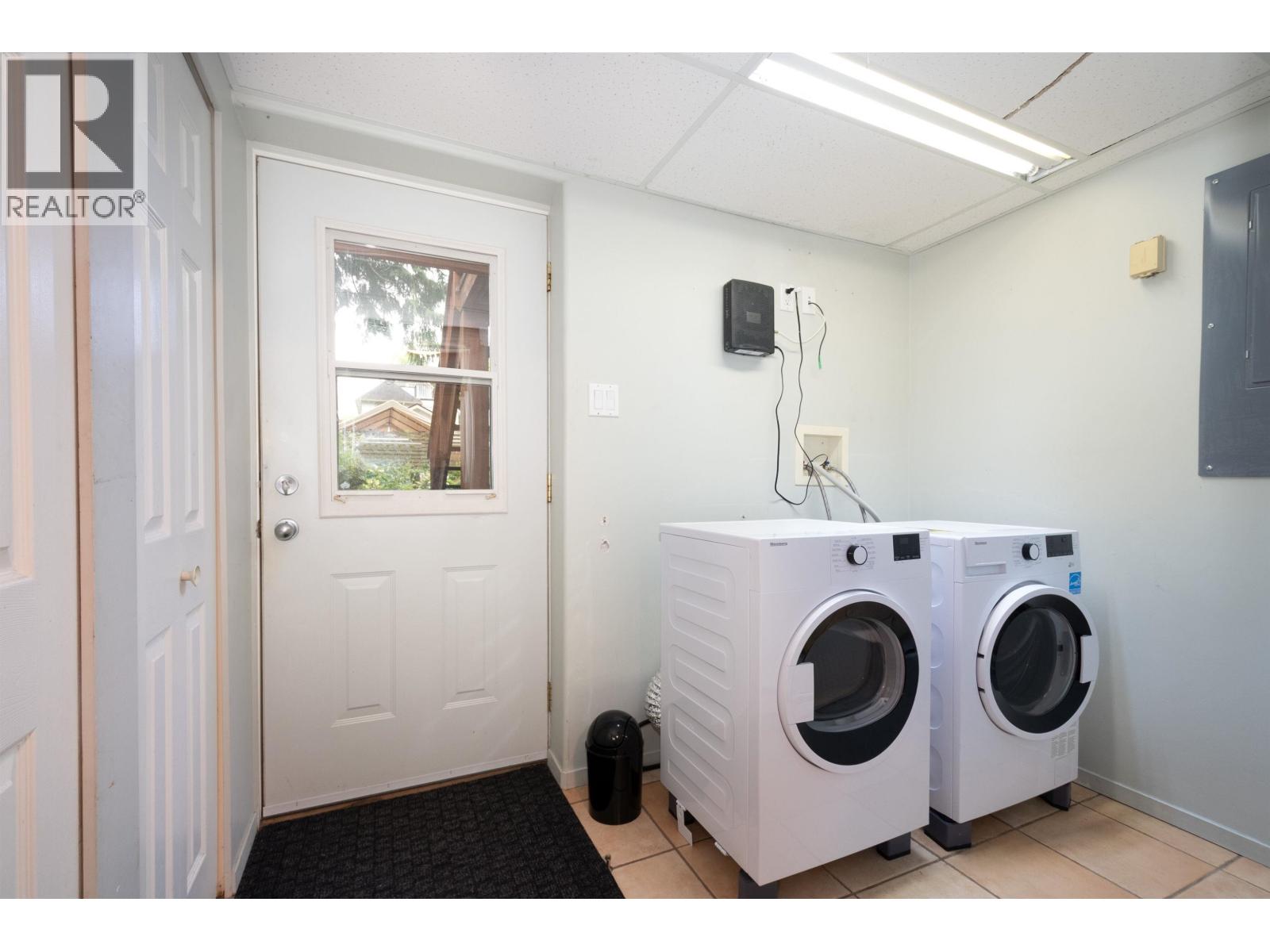 Photo 23 of 3476 W 13 Th Avenue, Vancouver BC