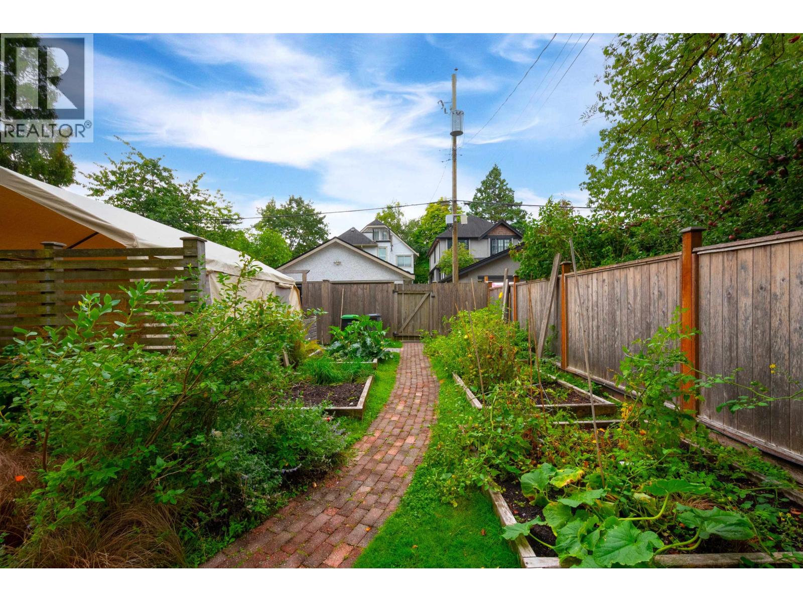 Photo 33 of 3476 W 13 Th Avenue, Vancouver BC