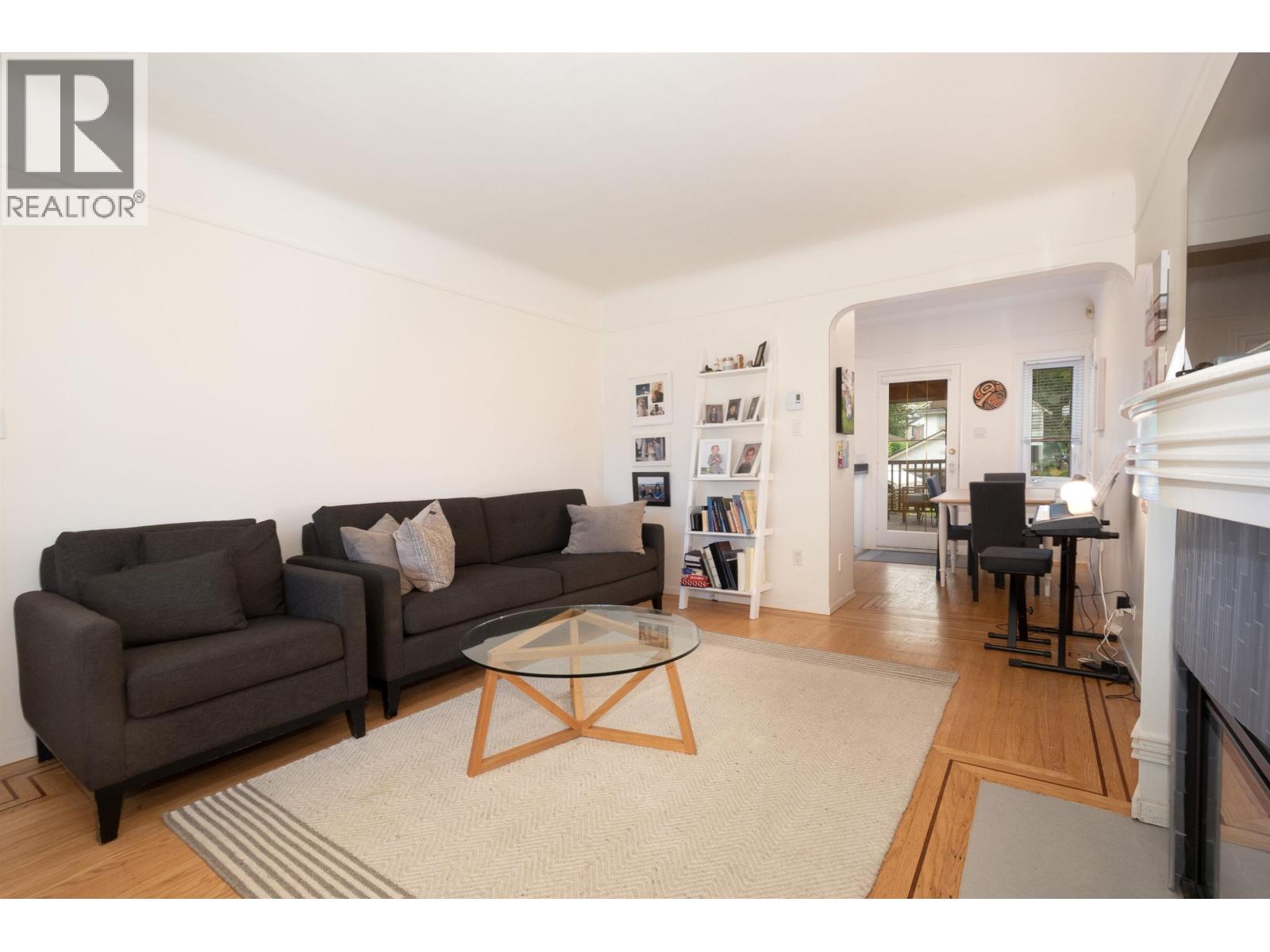 Photo 8 of 3476 W 13 Th Avenue, Vancouver BC