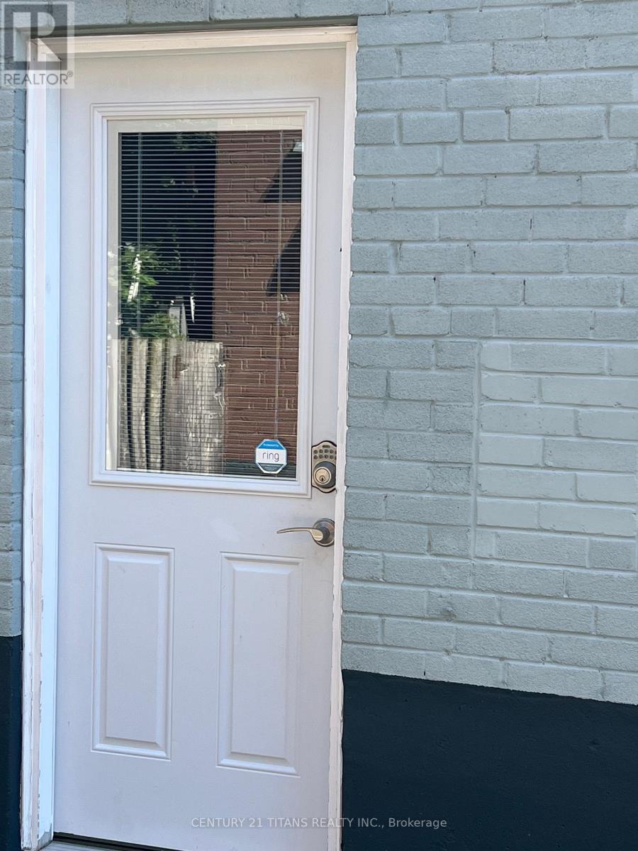 Photo 2 of 54 Newlands Avenue, Toronto ON