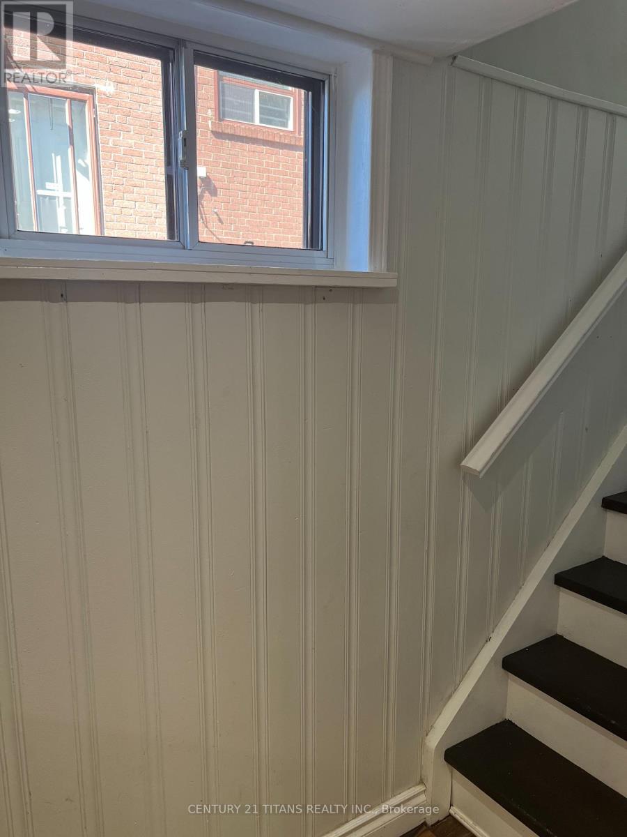 Photo 7 of 54 Newlands Avenue, Toronto ON
