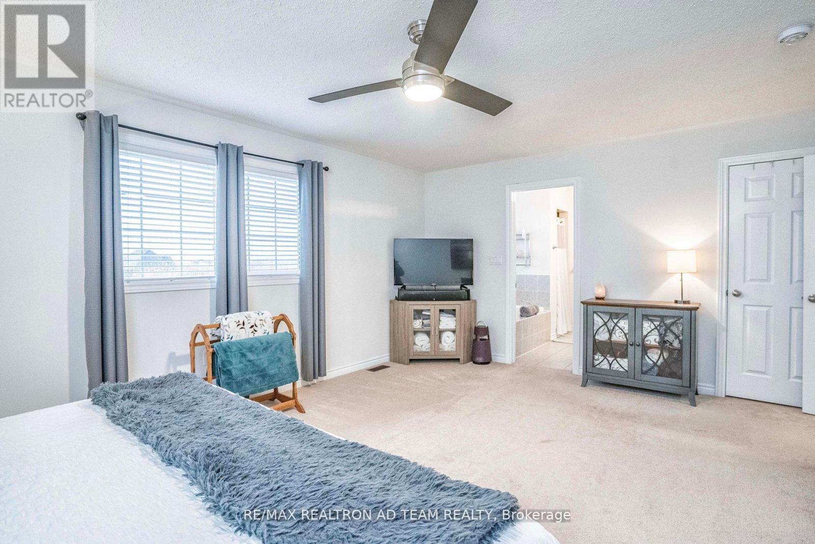 Photo 23 of 11 Kilpatrick Court, Clarington ON