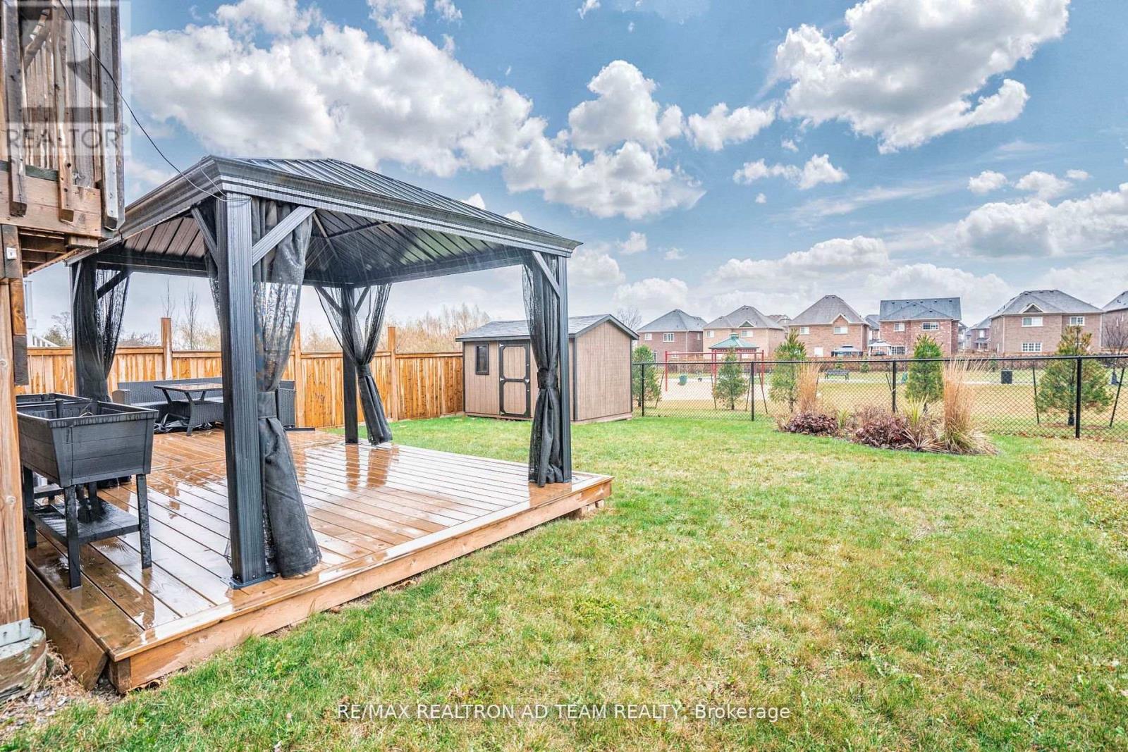 Photo 36 of 11 Kilpatrick Court, Clarington ON