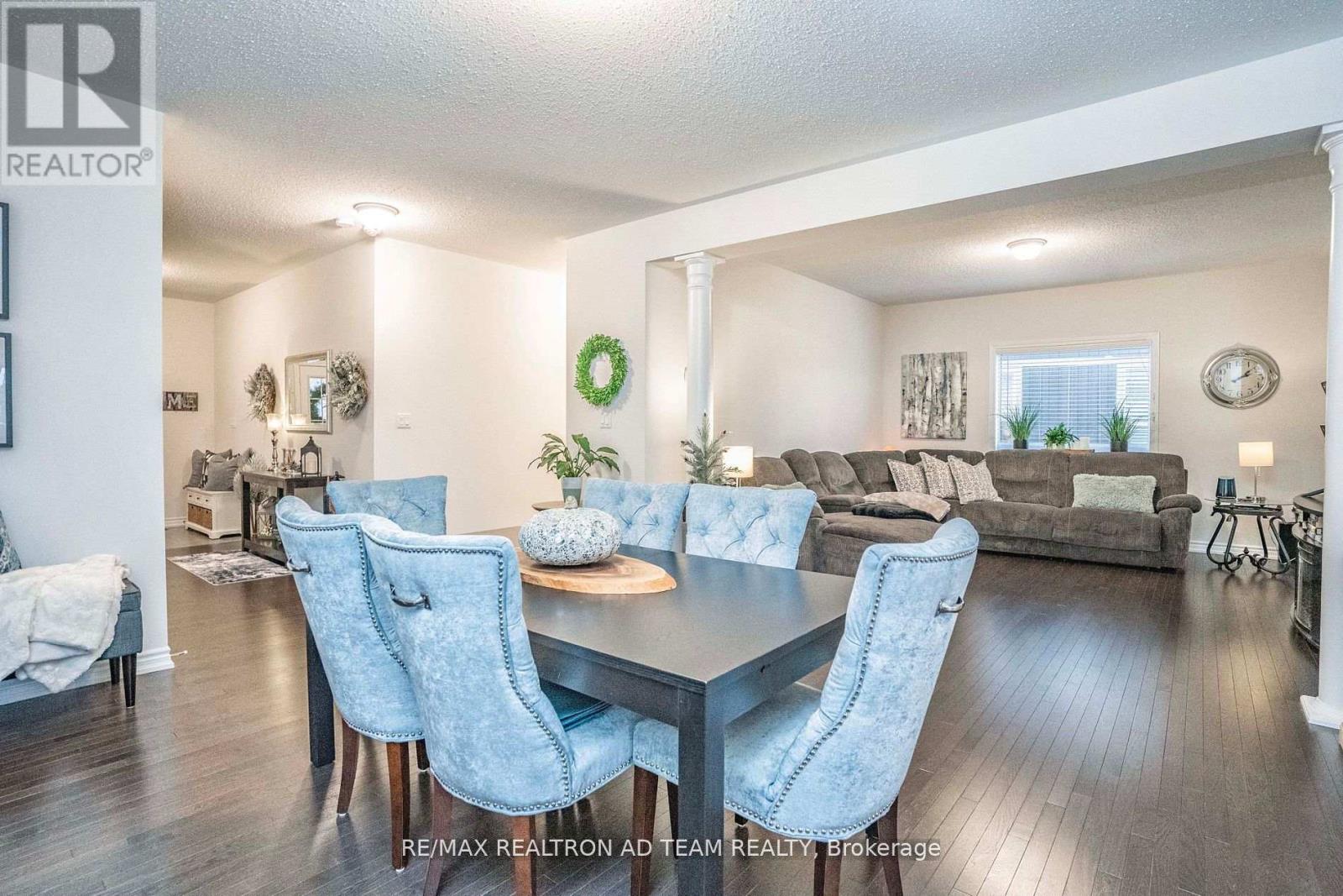 Photo 9 of 11 Kilpatrick Court, Clarington ON