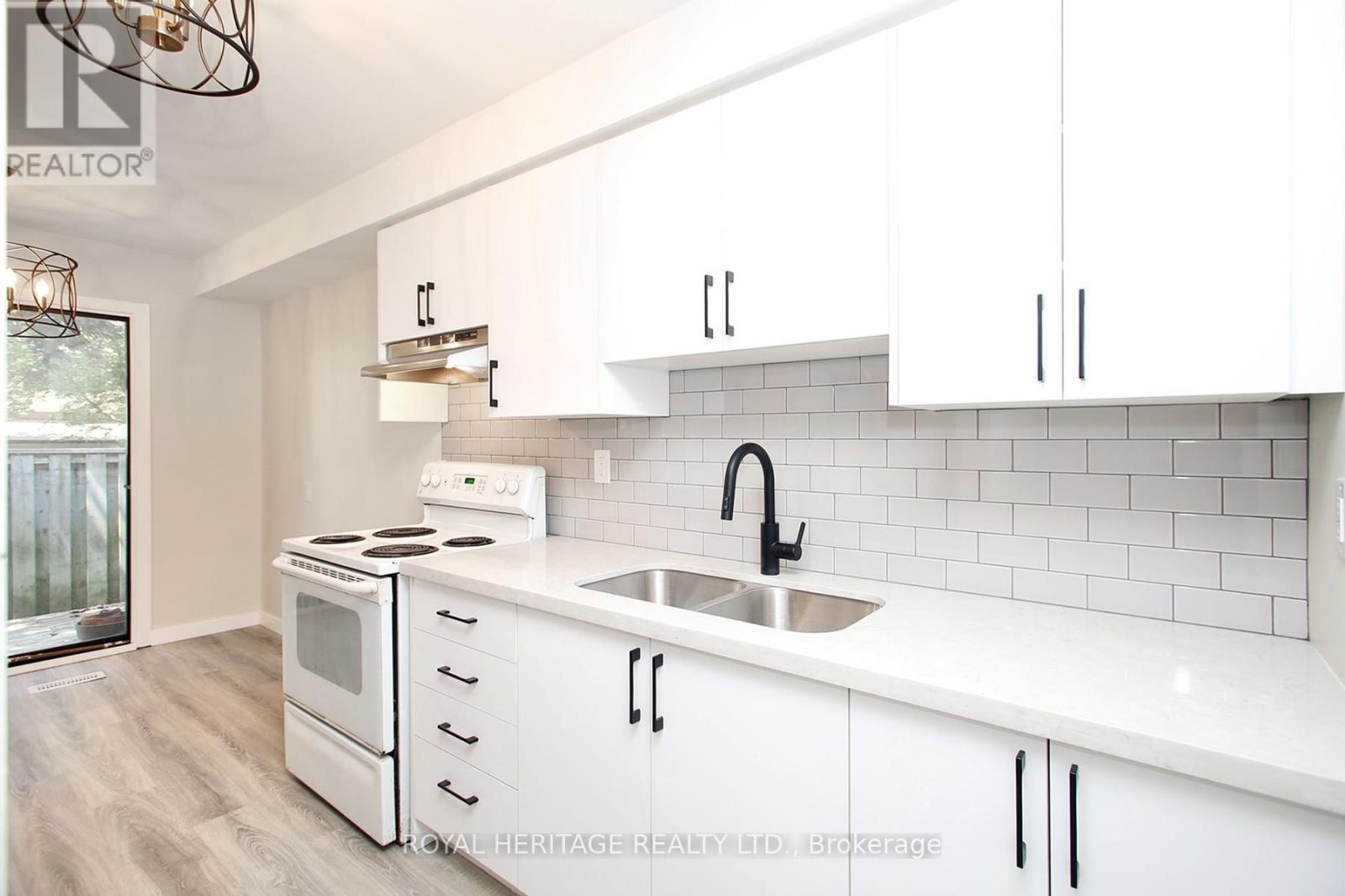 Photo 1 of 27 Parker Crescent, Ajax ON