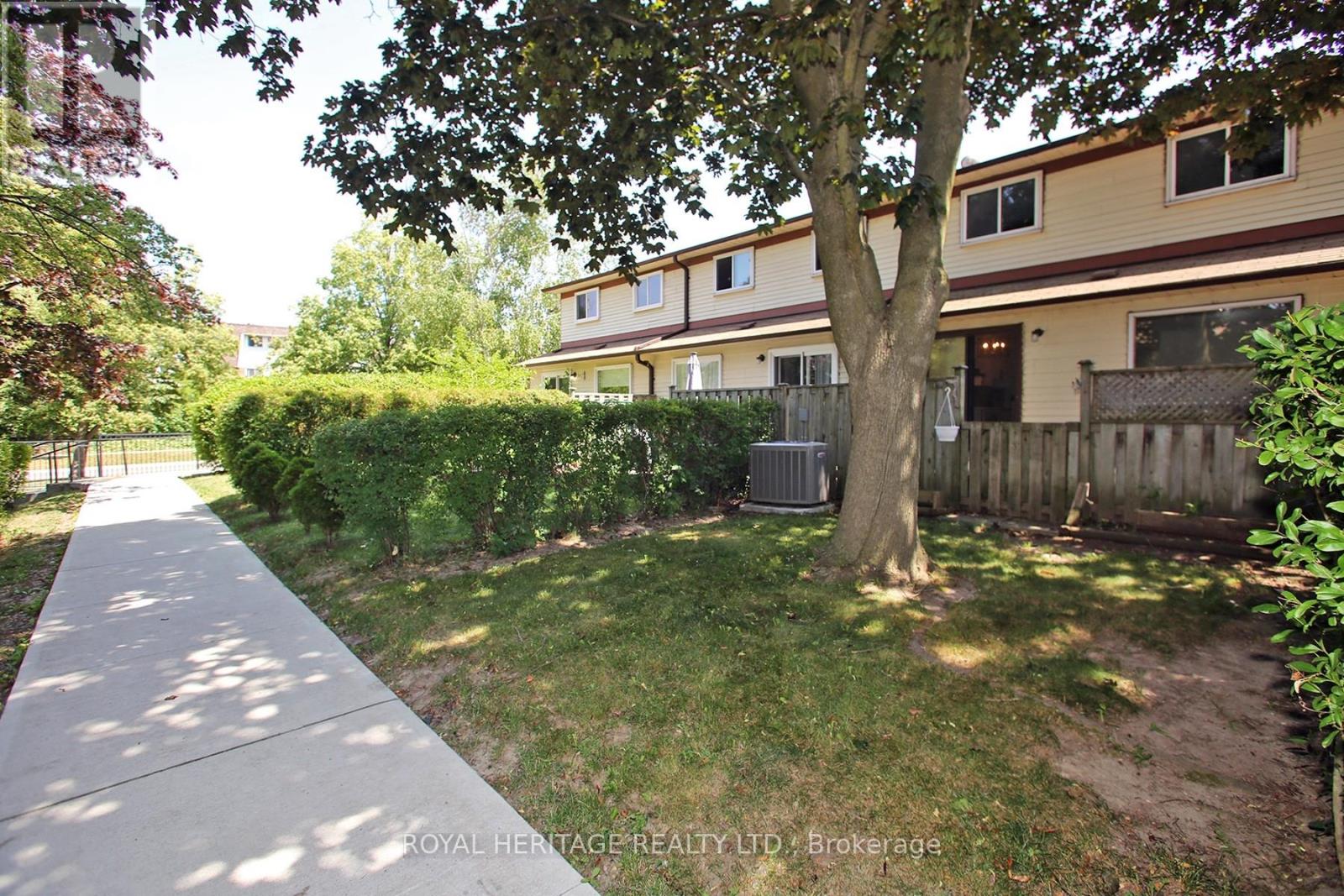 Photo 22 of 27 Parker Crescent, Ajax ON