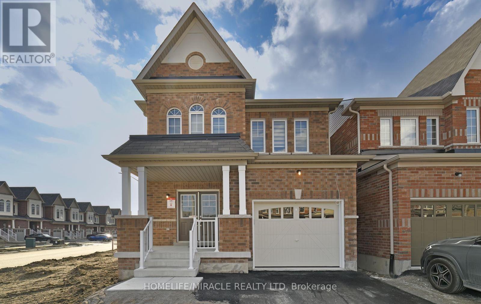 Photo 1 of 656 Fleetwood Drive, Oshawa ON