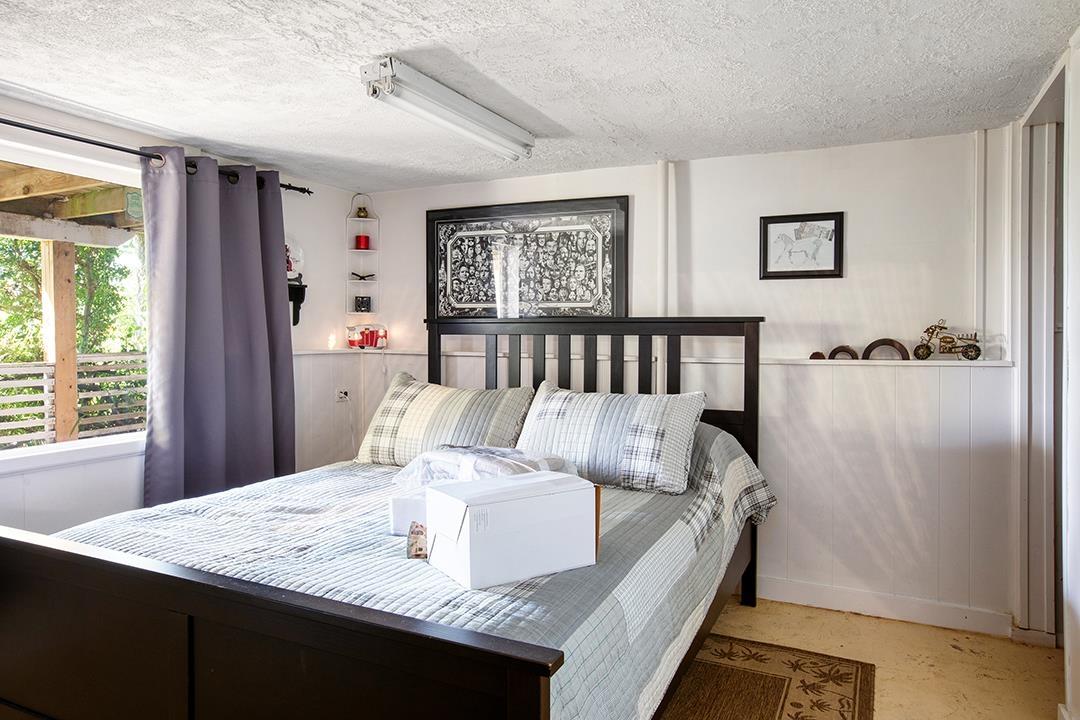 Photo 13 of 14683 West Beach Avenue, White Rock BC