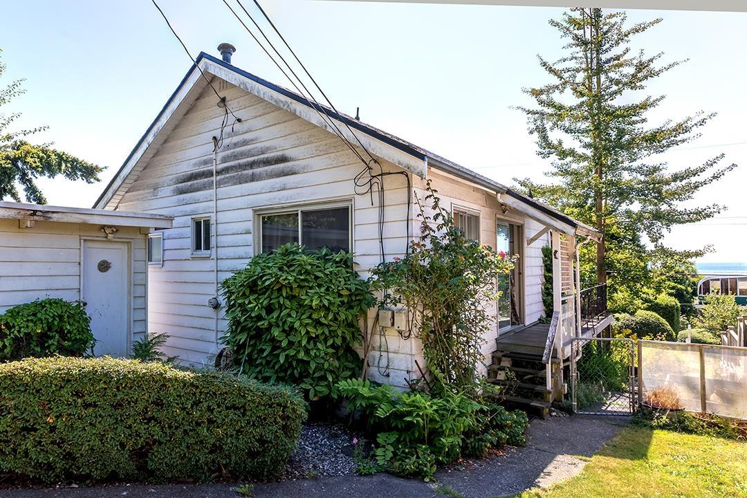 Photo 17 of 14683 West Beach Avenue, White Rock BC