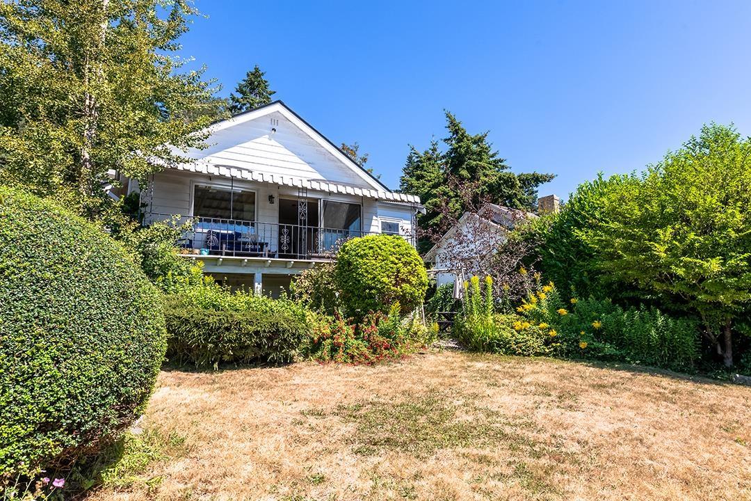 Photo 19 of 14683 West Beach Avenue, White Rock BC