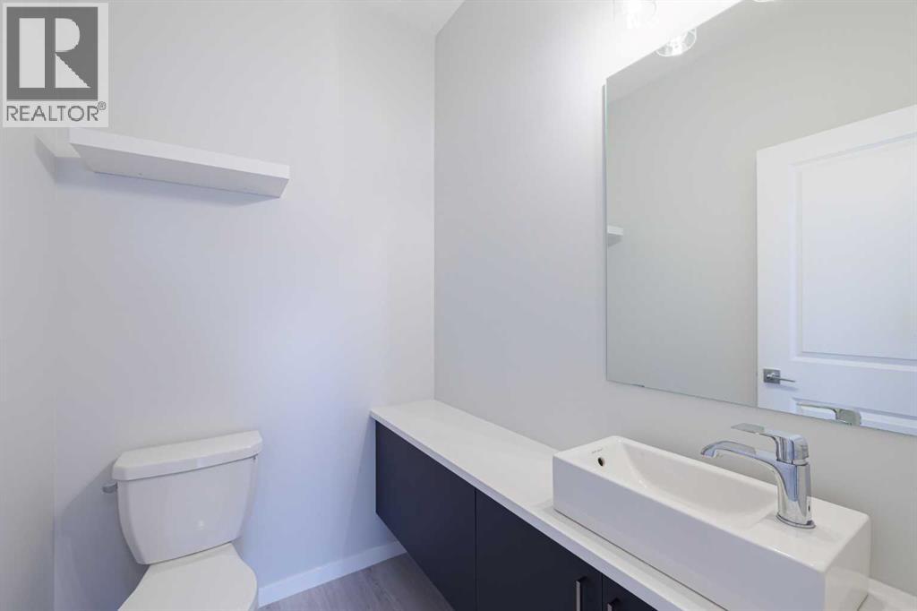 Photo 16 of 120 Edith Place Nw, Calgary AB