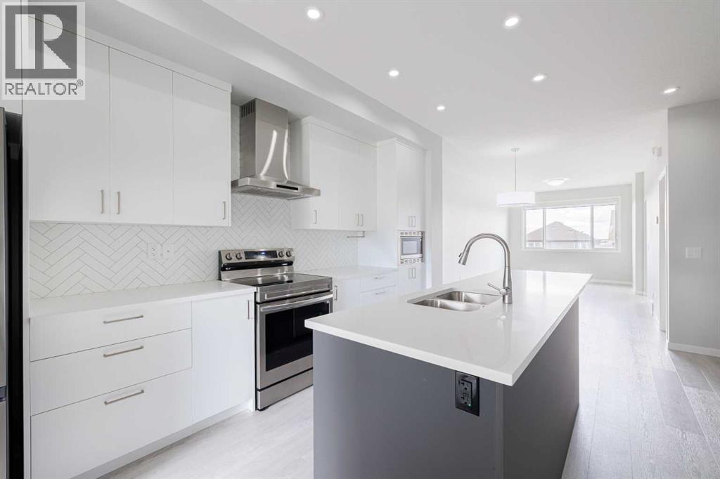 Photo 15 of 120 Edith Place Nw, Calgary AB