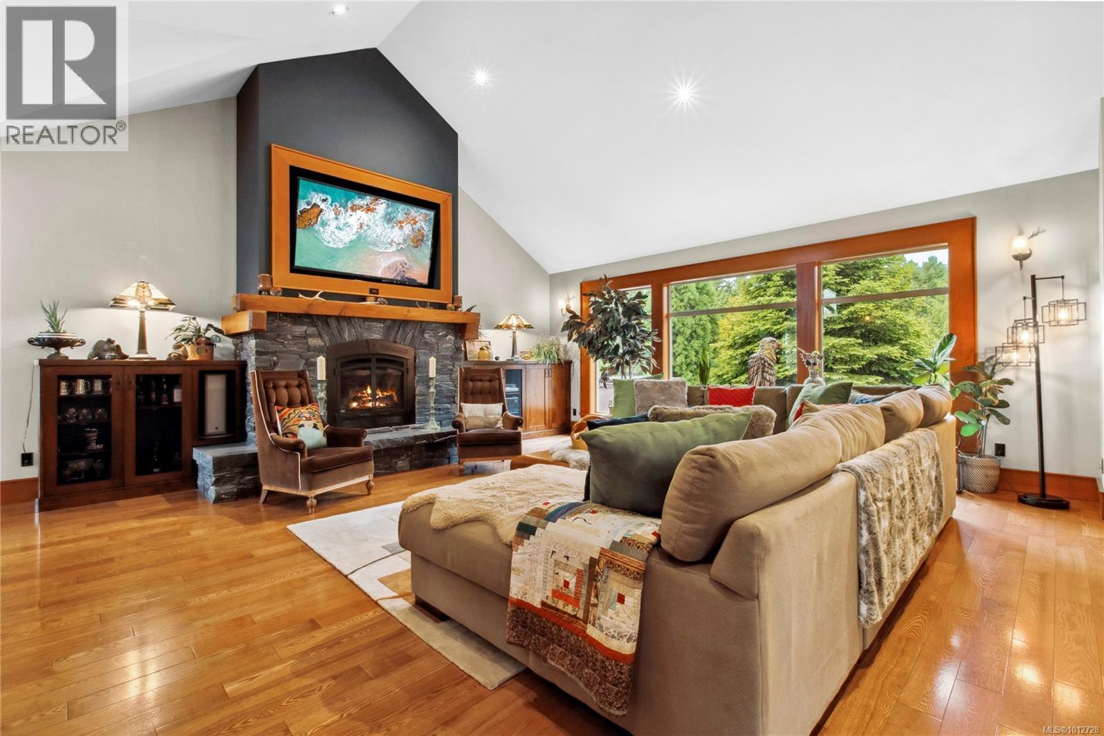Photo 12 of 3237 Ridgeview Pl, Nanaimo BC