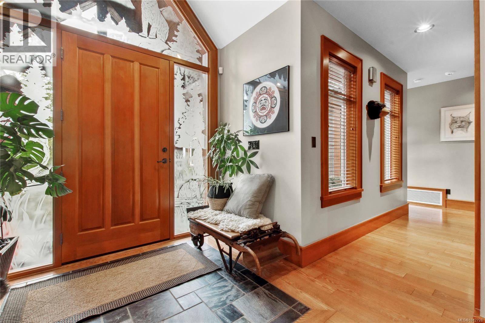 Photo 7 of 3237 Ridgeview Pl, Nanaimo BC