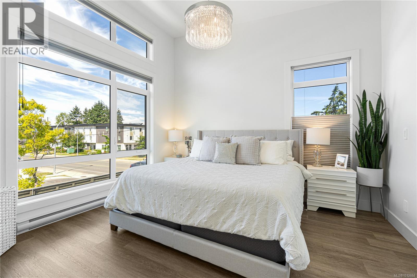 Photo 24 of 5 243 Corfield St S, Parksville BC