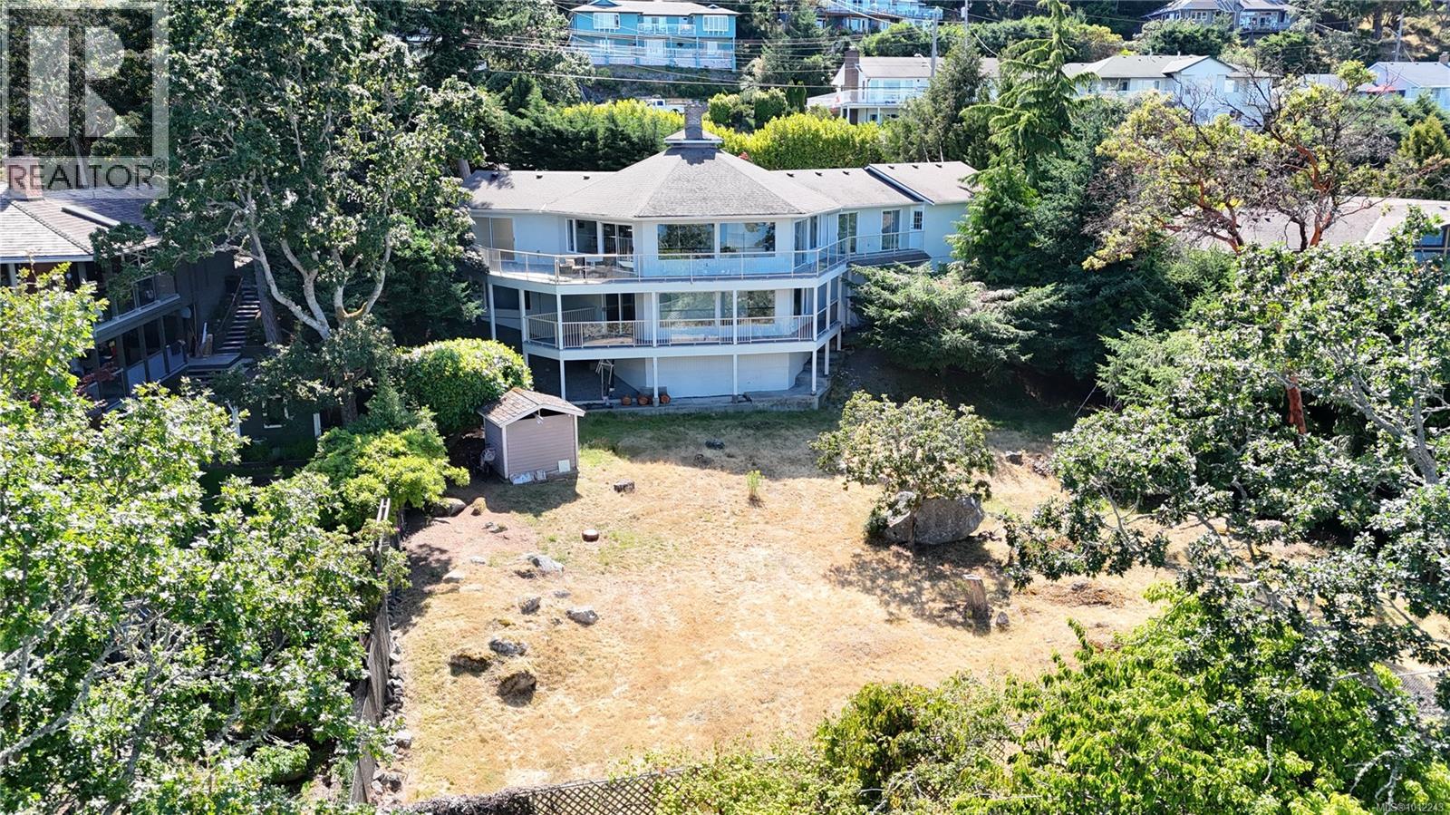 Photo 2 of 3640 Sundown Dr, Nanaimo BC
