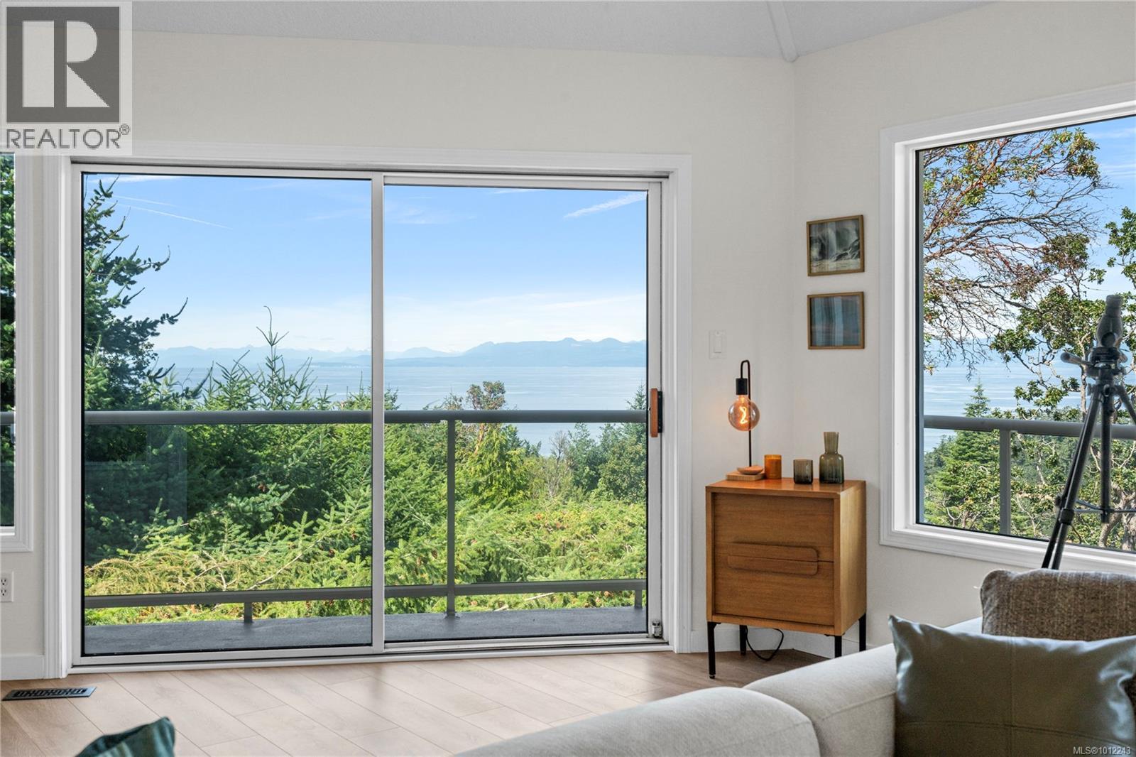 Photo 23 of 3640 Sundown Dr, Nanaimo BC