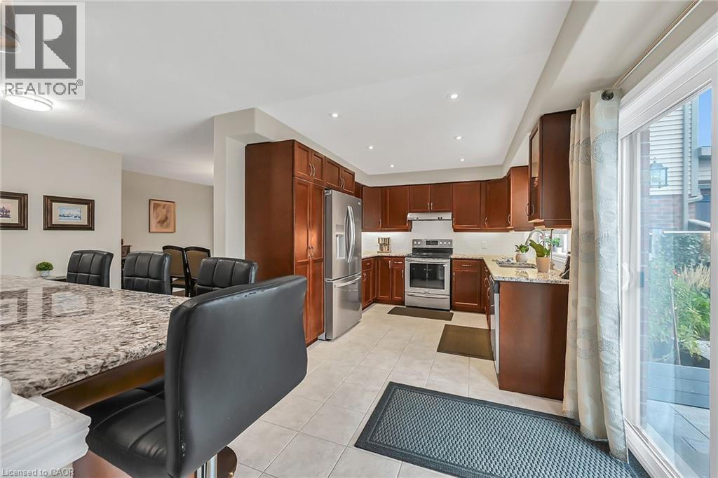 Photo 13 of 70 Escarpment Drive, Stoney Creek ON