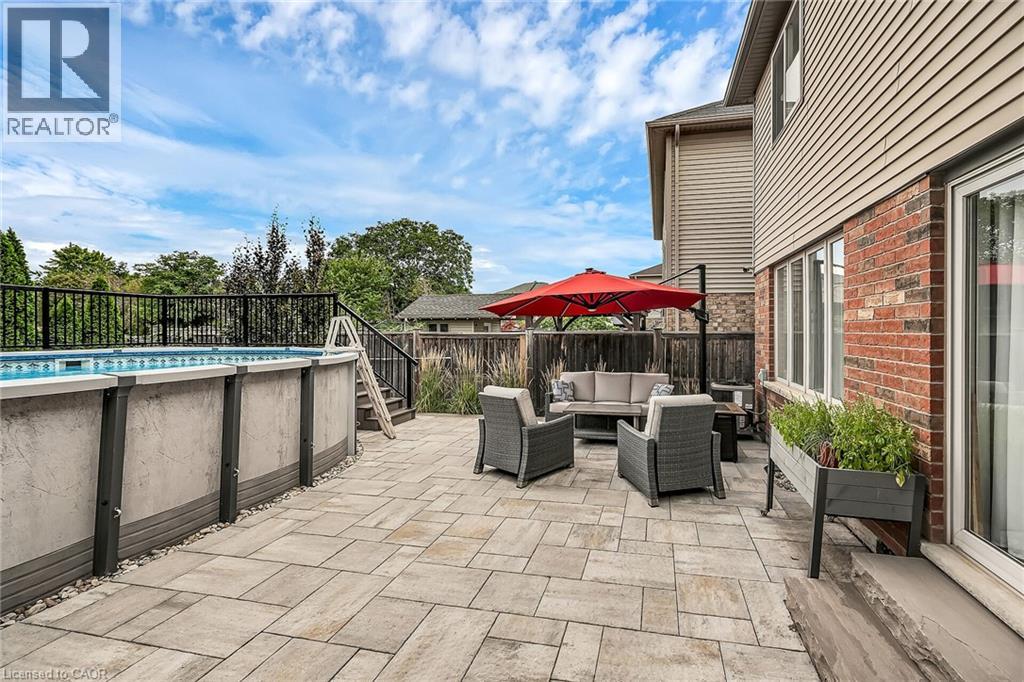 Photo 45 of 70 Escarpment Drive, Stoney Creek ON