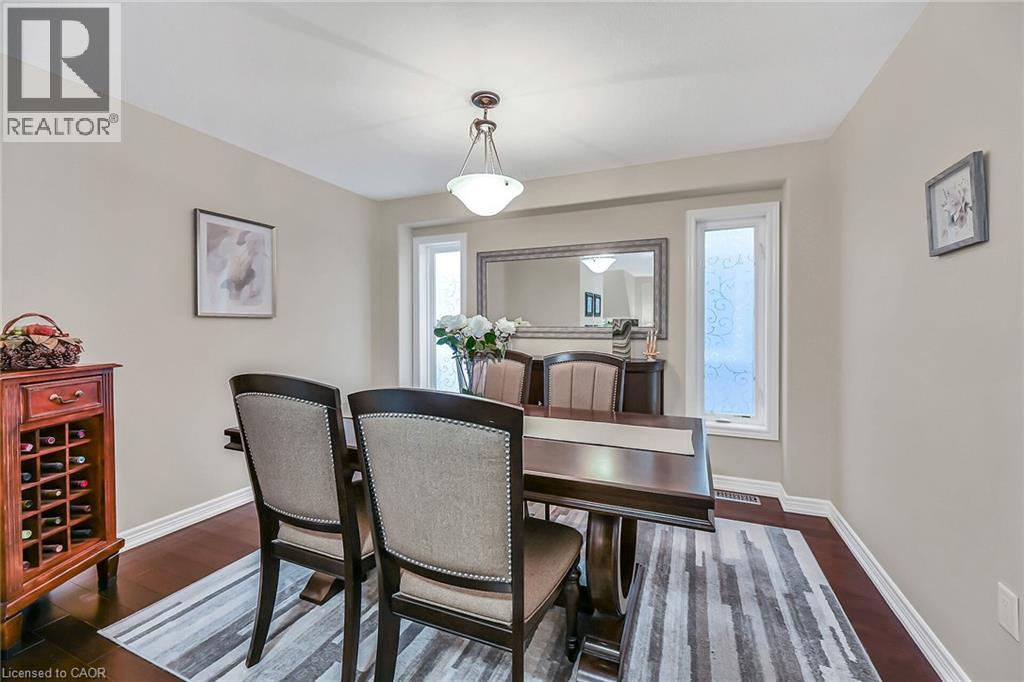 Photo 20 of 70 Escarpment Drive, Stoney Creek ON