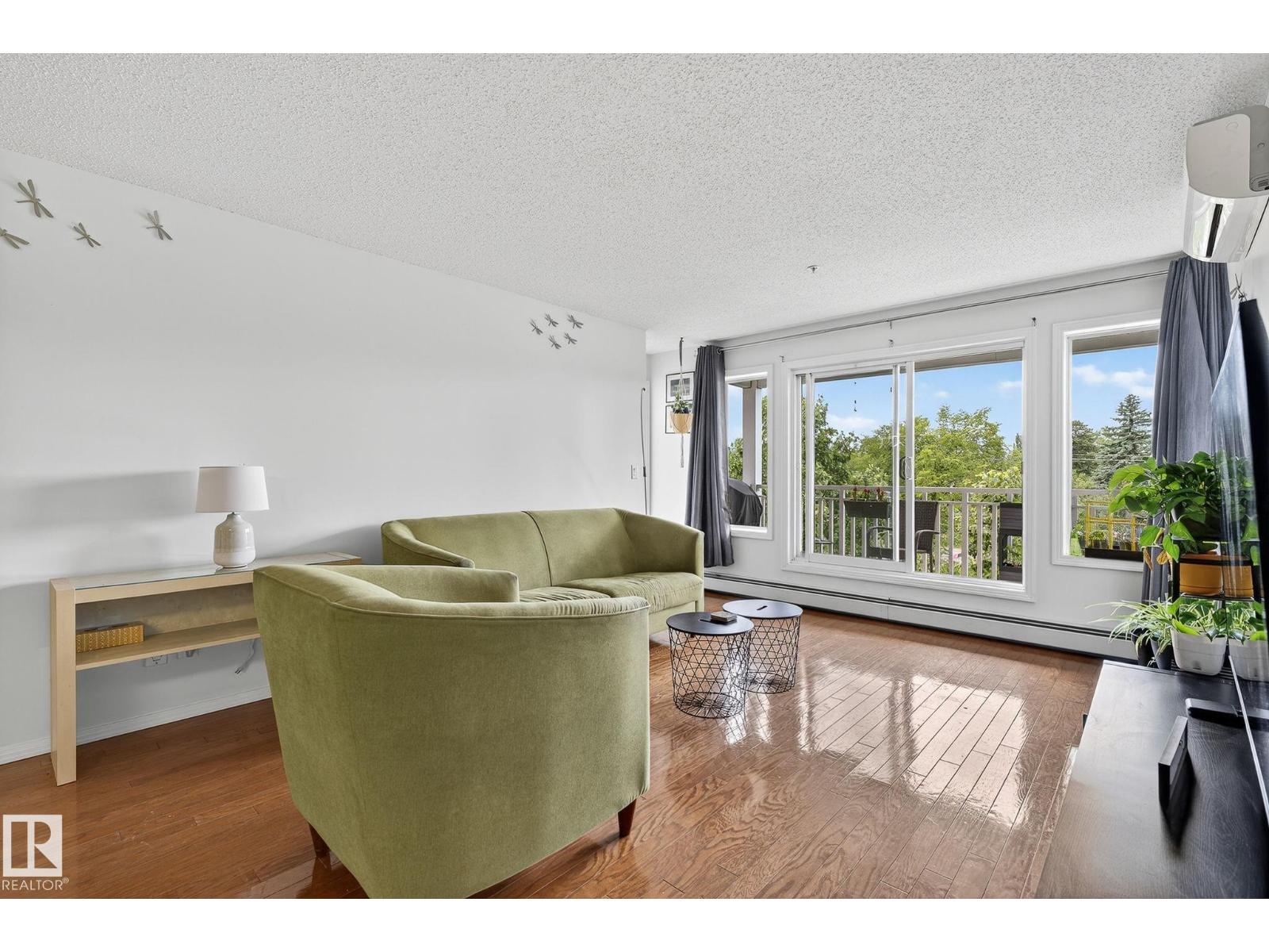 Photo 5 of 410 10951 124 St Nw, Edmonton AB