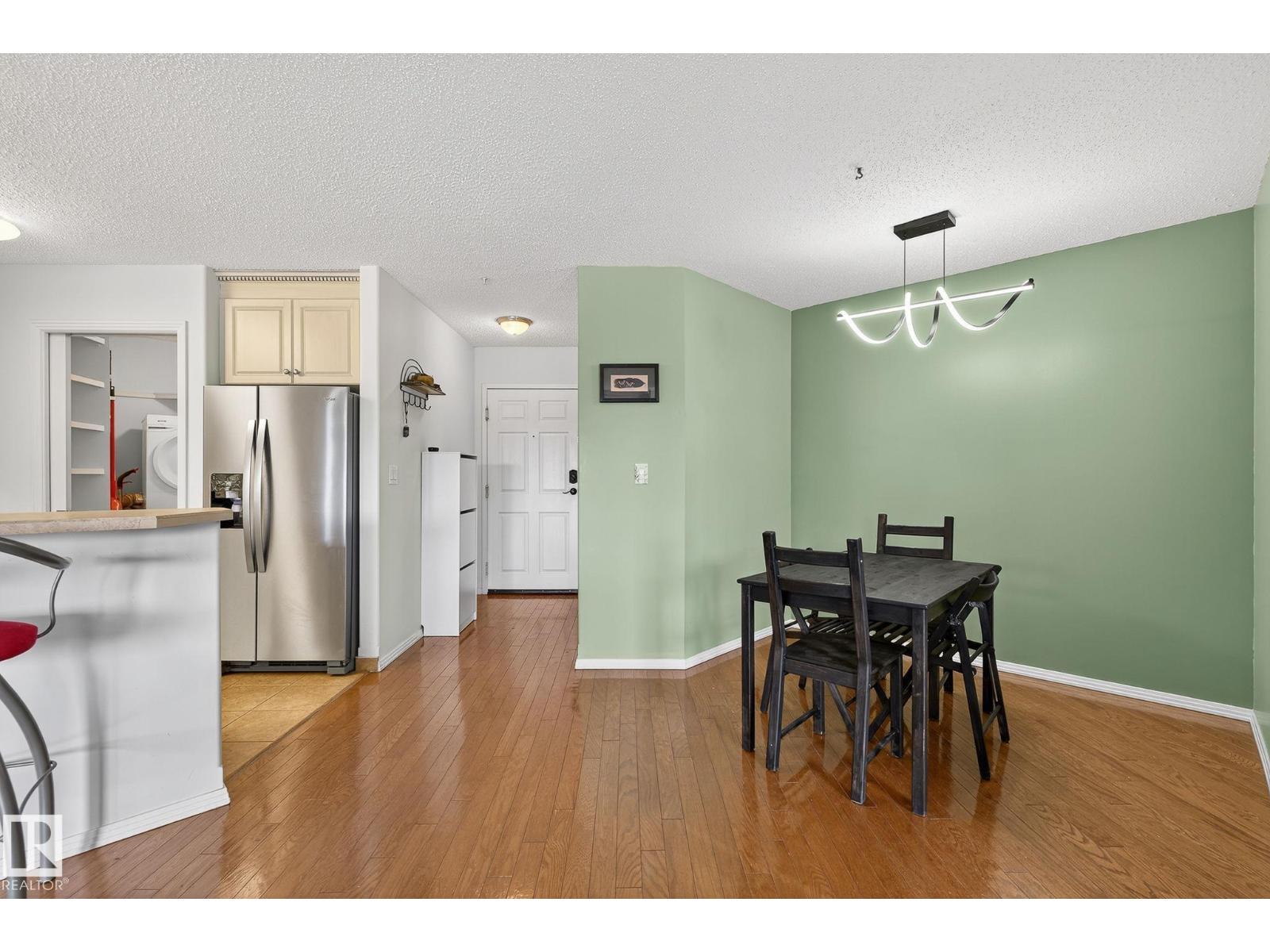 Photo 8 of 410 10951 124 St Nw, Edmonton AB