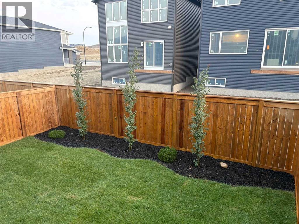 Photo 38 of 123 Mitchell Way Nw, Calgary AB