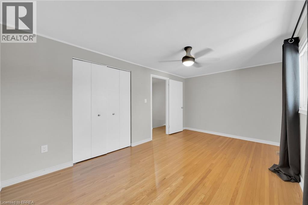 Photo 21 of 11 Colmar Place Unit 2, Dundas ON