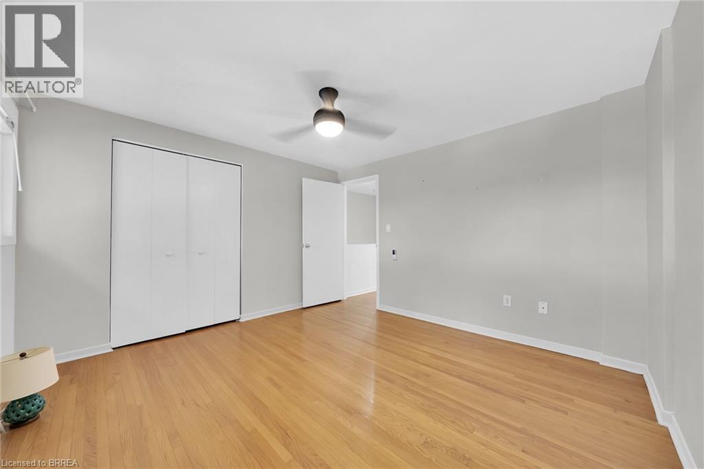 Photo 24 of 11 Colmar Place Unit 2, Dundas ON