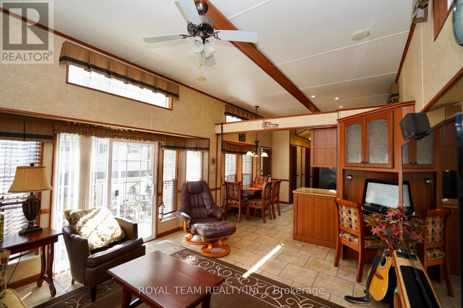 Photo 6 of 15014 Ninth Line, Whitchurchstouffville ON