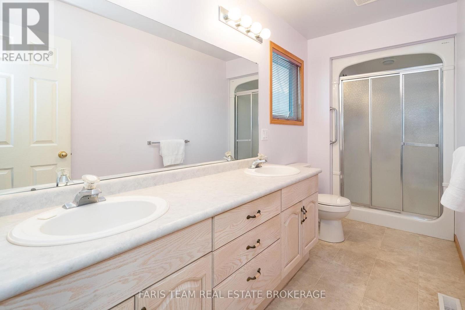 Photo 13 of 2 St James Place, Wasaga Beach ON