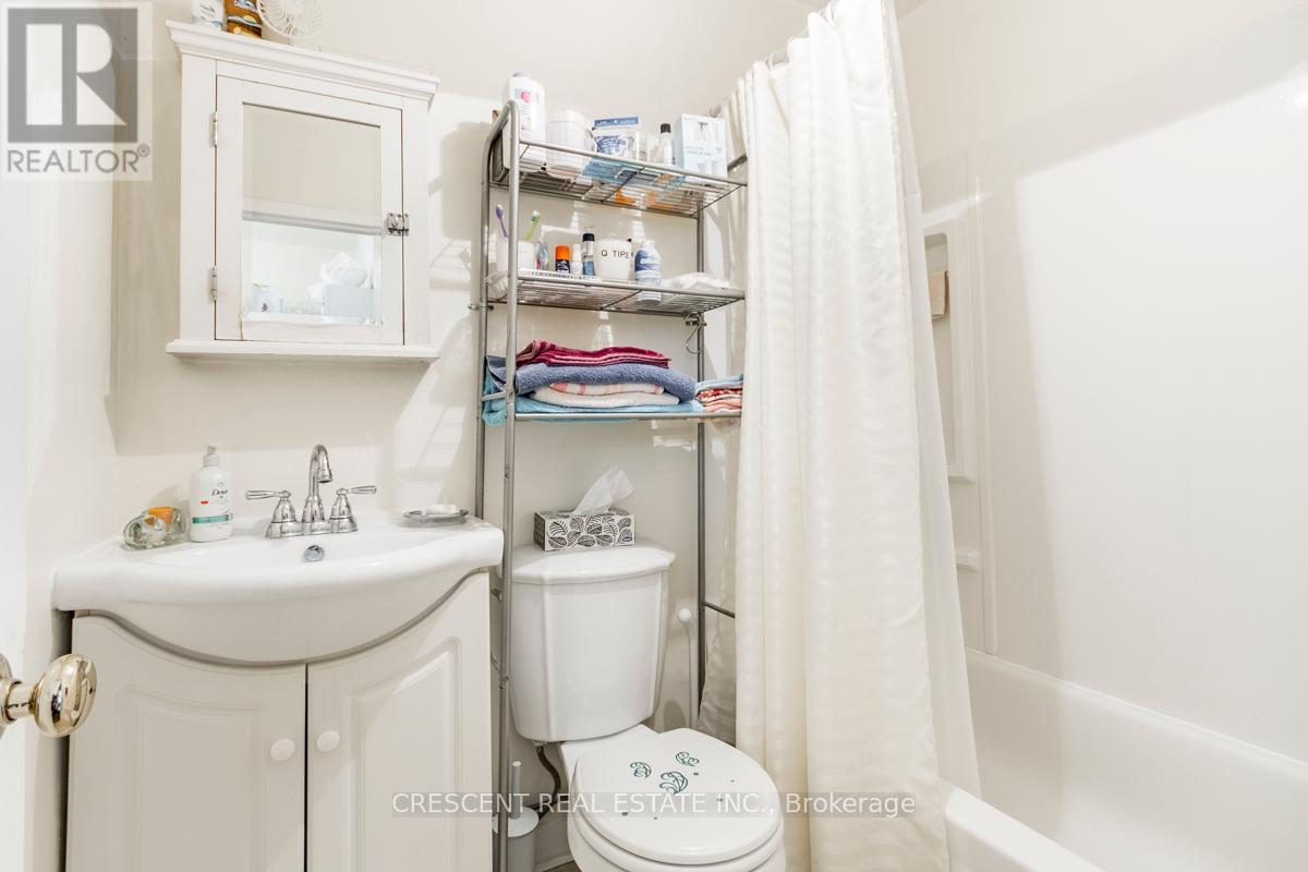 Photo 6 of 1 265 Barrie Road, Orillia ON