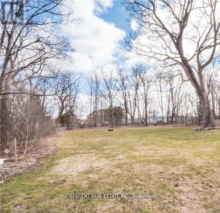 Photo 9 of 1 265 Barrie Road, Orillia ON