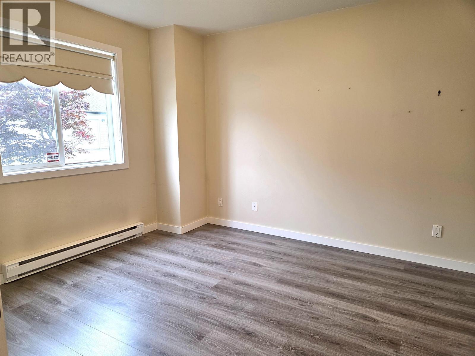#35-3404 ADAM Street, Terrace
