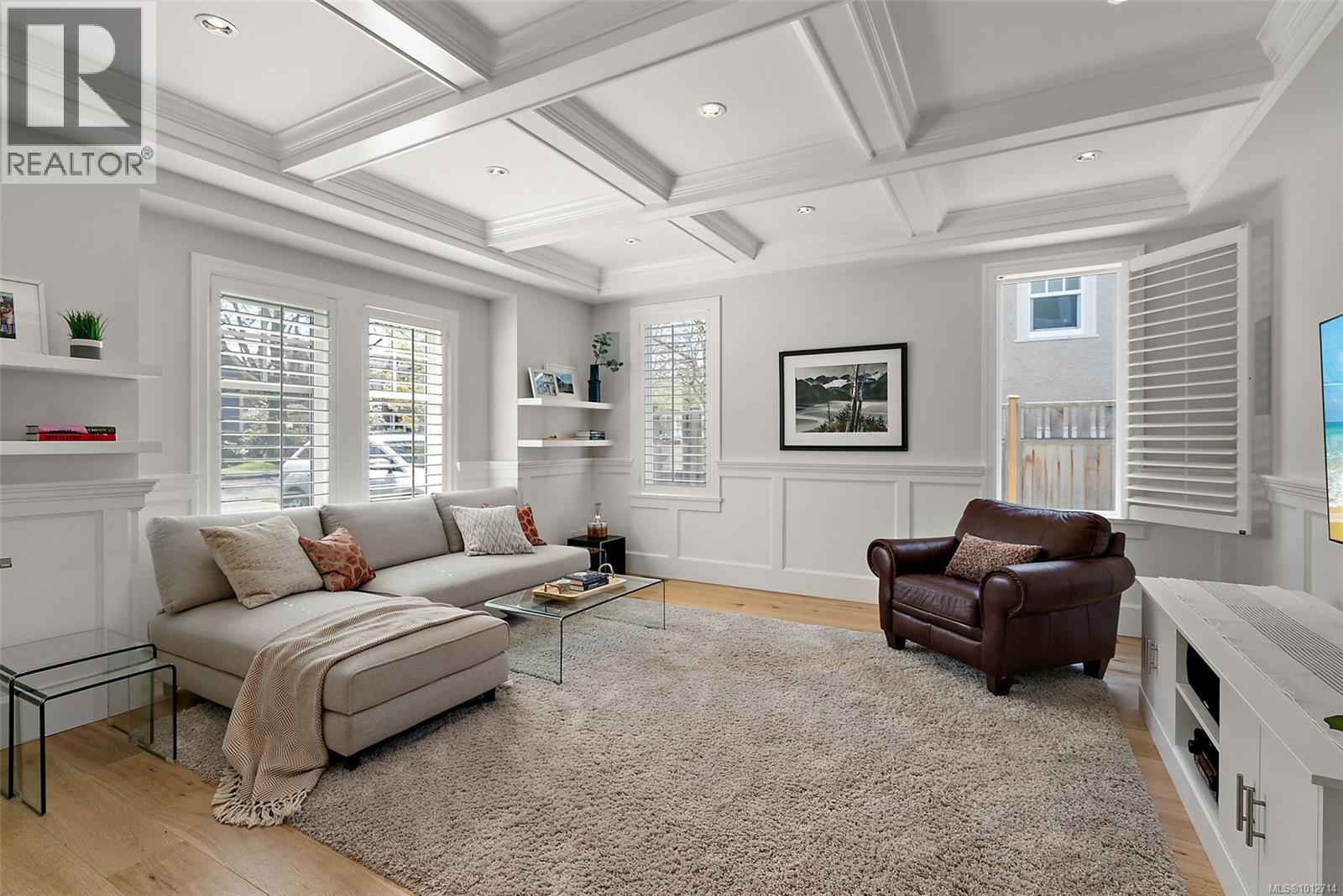 Photo 26 of 2174 Beaverbrooke St, Oak Bay BC